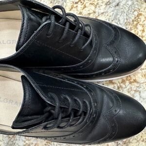 Cole Haan Women's OriginalGrand Wingtip Oxfords Black Size 8